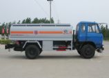 東風(fēng)4X2單橋運(yùn)油車(chē),東風(fēng)康明斯170馬力運(yùn)油車(chē)CLW5114GYYT3