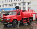 湖北東風(fēng)140尖頭消防灑水車,東風(fēng)尖頭4X2驅(qū)動(dòng)6輪單橋消防灑水車廠價(jià)直銷EQ1102FLJ5