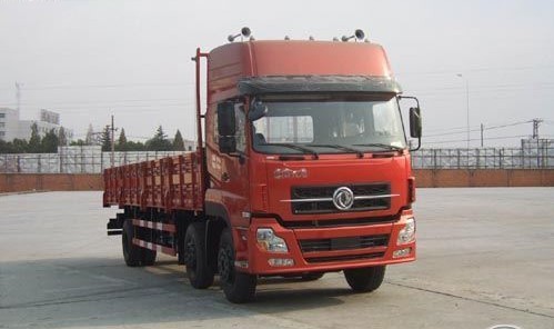 國四東風天龍小三軸平板車報價,東風天龍國四康明斯245馬力9.6米貨車價格DFL1203A2DFL1203A2