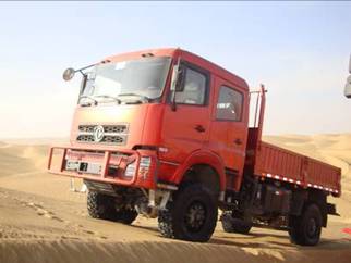 4X4東風天龍貨車,東風天龍4X4四驅康明斯貨車價格EQ2166AXEQ2166AX