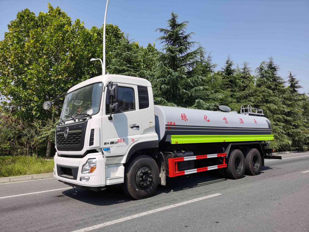 國六東風(fēng)天龍18方灑水車多少錢