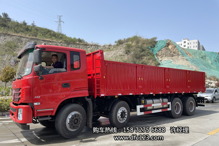 前4后8自卸車車廂尺寸,新型輕量化8X4自卸車