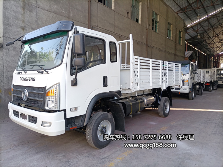 東風四驅(qū)越野卡車-4×4沙漠越野載貨車